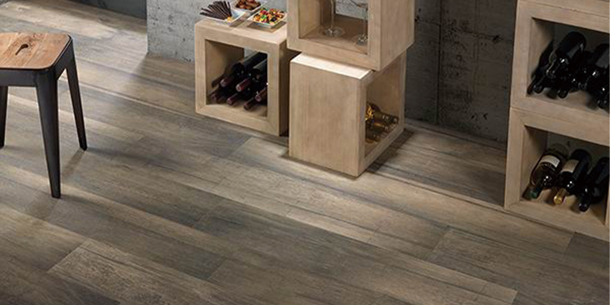 實景-森森木紋-02灰 20X120-BANNER