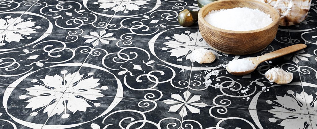 XC2088 L-Re Style_Black_Tulips-W