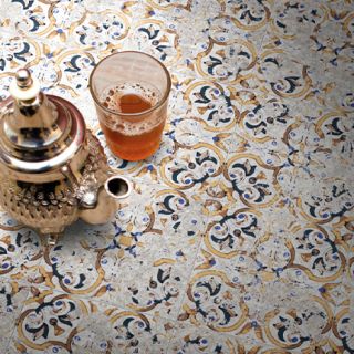 XC2083 L-Mistique_Tudor