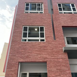 澎湖華昌外牆-石榴紅